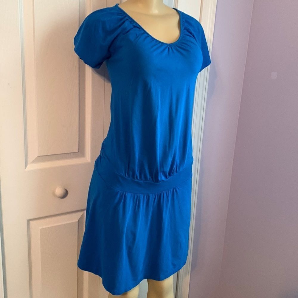 Old Navy Maternity Pleated V-Neck Short Sleeve Dress
